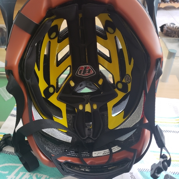 Troy Lee Designs A1 MIPS Bike Helmet - Picture 7 of 9